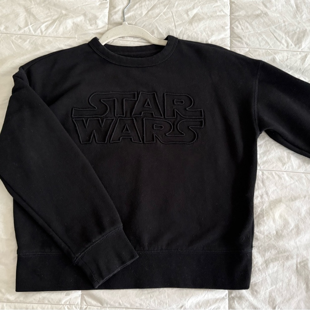 GAP Star Wars Black Kid’s Sweater